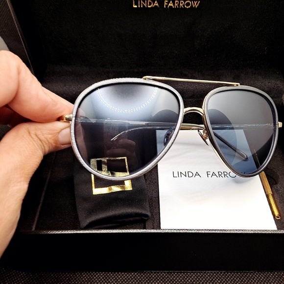 Linda Farrow - Picture 3 of 6